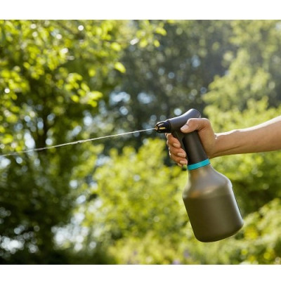 Обприскувач ручний GARDENA 0.75 л(11110-20.000.00) Обприскувач ручний GARDENA 0.75 л(11110-20.000.00)