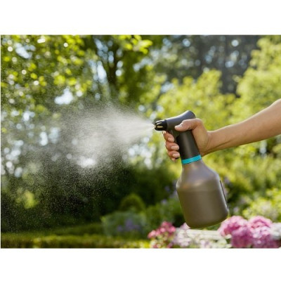 Обприскувач ручний GARDENA 0.75 л(11110-20.000.00) Обприскувач ручний GARDENA 0.75 л(11110-20.000.00)