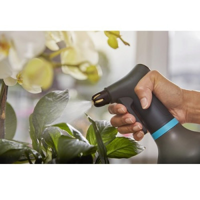 Обприскувач ручний GARDENA 0.75 л(11110-20.000.00) Обприскувач ручний GARDENA 0.75 л(11110-20.000.00)