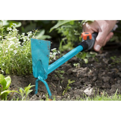 Сапка ручна прямокутна Gardena Combisystem 2 зубці 5 см(08913-20.000.00) Сапка ручна прямокутна Gardena Combisystem 2 зубці 5 см(08913-20.000.00)