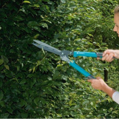 Ножницы для живой изгороди Gardena 600 Comfort
