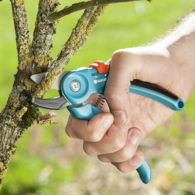 Секатор Gardena 8855 з ковадлом(08855-20.000.00)