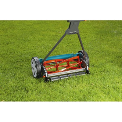Газонокосарка механічна Gardena Classic 400 (04018-20.000.00) Газонокосарка механічна Gardena Classic 400 (04018-20.000.00)