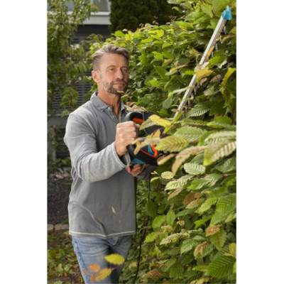 Кущоріз електричний Gardena ComfortCut 550/50 550 Вт (09833-20.000.00) Кущоріз електричний Gardena ComfortCut 550/50 550 Вт (09833-20.000.00)