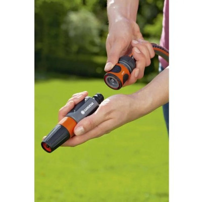 Конектор з автостопом GARDENA 13 мм 1/2" - 15 мм 5/8"(18213-29.000.00) Конектор з автостопом GARDENA 13 мм 1/2" - 15 мм 5/8"(18213-29.000.00)