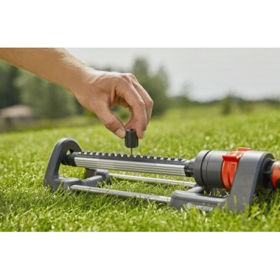 Дождеватель осциллирующий Gardena Aqua M 18702-20.000.00