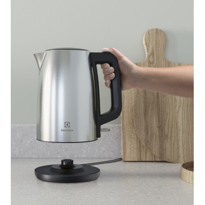 Електрочайник Electrolux E3K1-3ST Електрочайник Electrolux E3K1-3ST