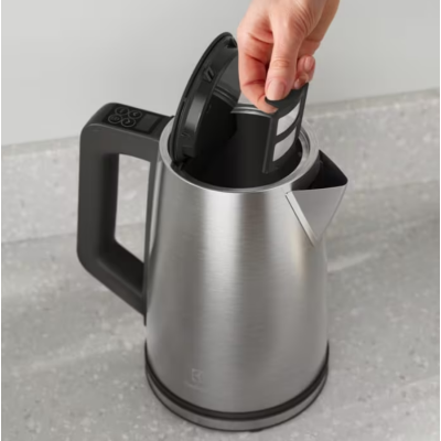 Електрочайник Electrolux E5K1-6ST Електрочайник Electrolux E5K1-6ST