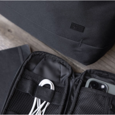 Чохол Case Logic Invigo Eco Accessory Case Mini INVIAC-101 Black Чохол Case Logic Invigo Eco Accessory Case Mini INVIAC-101 Black
