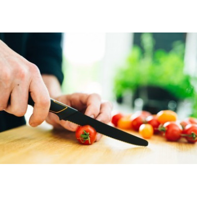 Кухонний ніж Fiskars Edge для томатів 13 см Black 1003092 Кухонний ніж Fiskars Edge для томатів 13 см Black 1003092