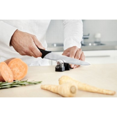Кухонний ніж Fiskars Essential для чищення овочів 7 см Black 1065580 Кухонний ніж Fiskars Essential для чищення овочів 7 см Black 1065580