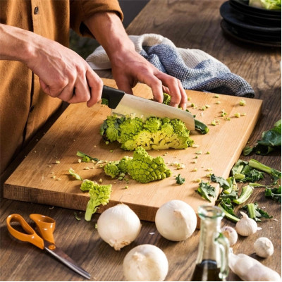 Ніж Santoku Fiskars Hard Edge 15 см (1051761) Ніж Santoku Fiskars Hard Edge 15 см (1051761)