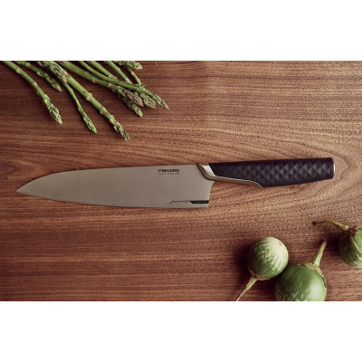 Ніж Сантоку Fiskars Titanium 1027295
