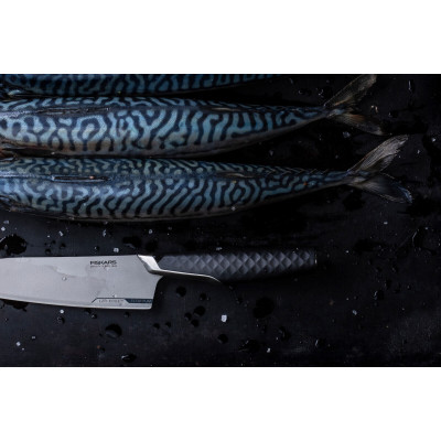 Ніж Сантоку Fiskars Titanium 1027295