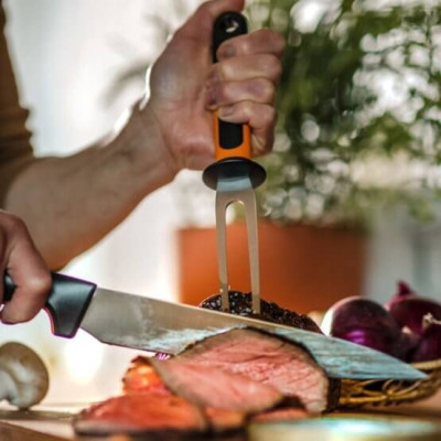 Виделка для м'яса Fiskars Functional Form 1057548 Виделка для м'яса Fiskars Functional Form 1057548