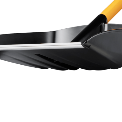 Лопата для прибирання снігу Fiskars полегшена X-series ™ (1057177) Лопата для прибирання снігу Fiskars полегшена X-series ™ (1057177)
