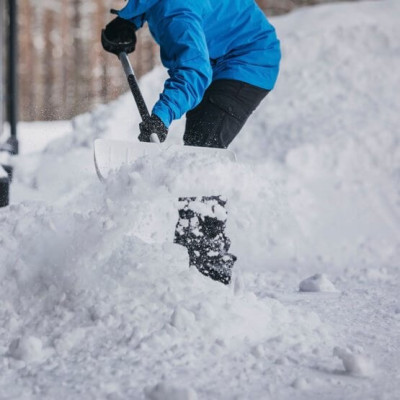 Лопата для прибирання снігу Fiskars White Snow 1052521 Лопата для прибирання снігу Fiskars White Snow 1052521