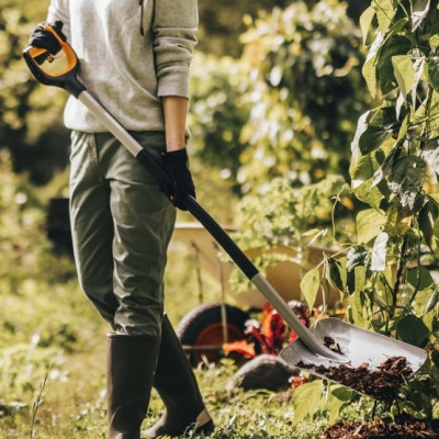 Лопата совкова Fiskars Xact (1066731)