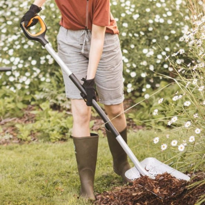 Лопата совкова Fiskars Xact (1066731)