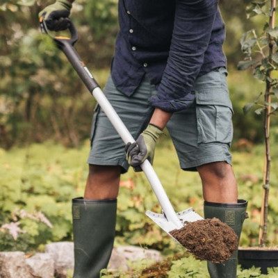 Телескопічна лопата з заокругленим лезом Fiskars Xact (1066732)
