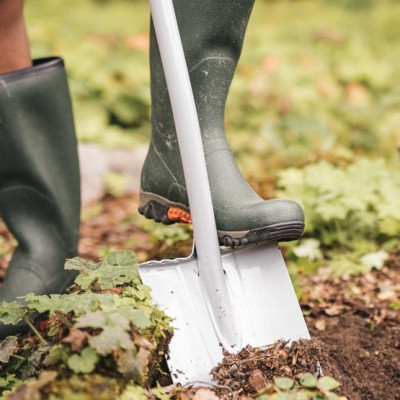 Телескопічна лопата з заокругленим лезом Fiskars Xact (1066732)