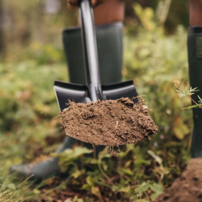 Лопата пряма Fiskars Solid (1066717) Лопата пряма Fiskars Solid (1066717)