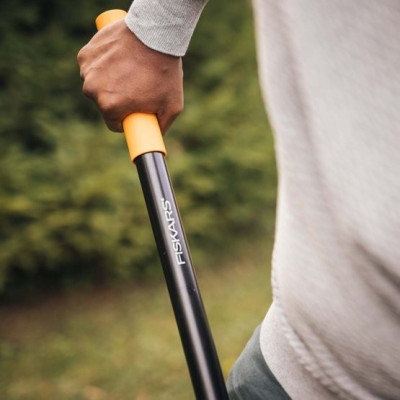 Лопата совкова Fiskars Solid (1066720) Лопата совкова Fiskars Solid (1066720)