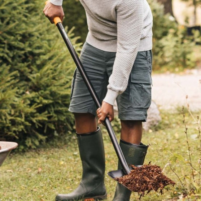 Лопата совкова Fiskars Solid (1066720) Лопата совкова Fiskars Solid (1066720)