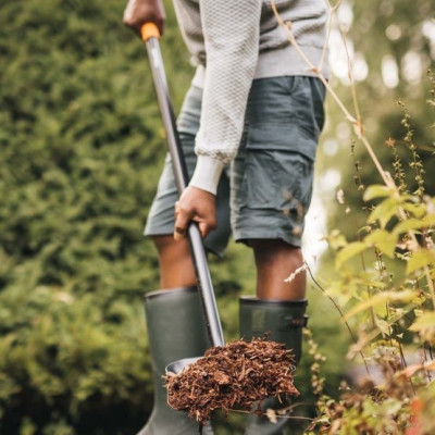 Лопата совкова Fiskars Solid (1066720) Лопата совкова Fiskars Solid (1066720)