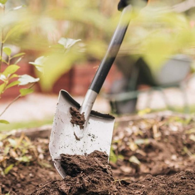 Лопата штикова Fiskars Ergonomic (1066708)
