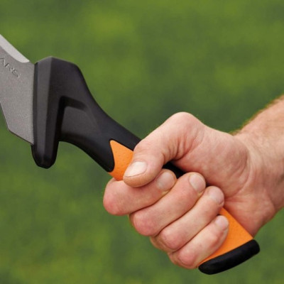 Універсальна сокира Fiskars Solid™ CL-541 1051234 Універсальна сокира Fiskars Solid™ CL-541 1051234