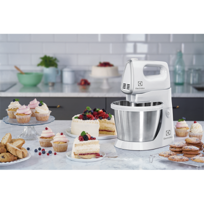 Стаціонарний міксер Electrolux ESM3300
