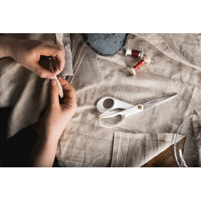 Ножиці для паперу Fiskars Functional Form 21 см 1020412