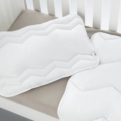 Подушка дитяча Comfort ТM PAPAELLA 40х60 см зигзаг/біле ( 8-29615*003 ) Подушка дитяча Comfort ТM PAPAELLA 40х60 см зигзаг/біле ( 8-29615*003 )