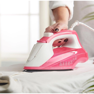 Праска з подачею пари Russell Hobbs 26461-56 Light & Easy Pro Iron