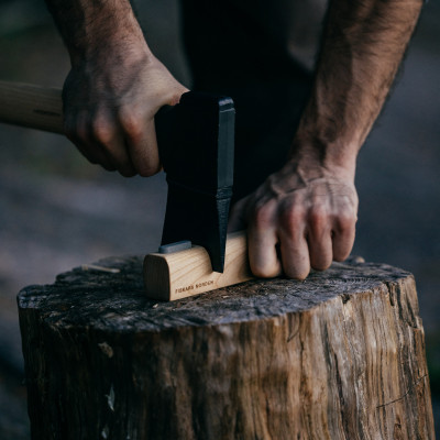 Точило Fiskars для топоров и ножей Norden™ 1071898 Точило Fiskars для топоров и ножей Norden™ 1071898