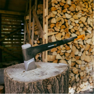 Топор-колун Fiskars X-series X36 Splitting L 1069109 Топор-колун Fiskars X-series X36 Splitting L 1069109