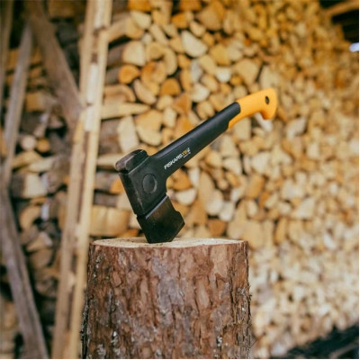 Універсальна сокира Fiskars X-series X18 Universal S 1069103