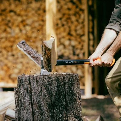 Топор-колун Fiskars X-series X24 Splitting M 1069106 Топор-колун Fiskars X-series X24 Splitting M 1069106