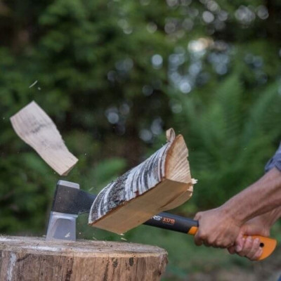 Топор-колун Fiskars X17 М 122463 (1015641) Топор-колун Fiskars X17 М 122463 (1015641)