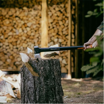 Сокира-колун Fiskars X-series X32 Splitting L 1069108 Сокира-колун Fiskars X-series X32 Splitting L 1069108