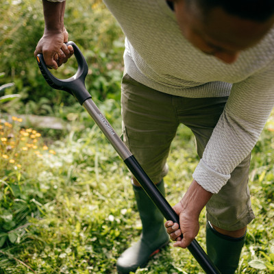 Садові вила Fiskars Ergonomiс 1070679