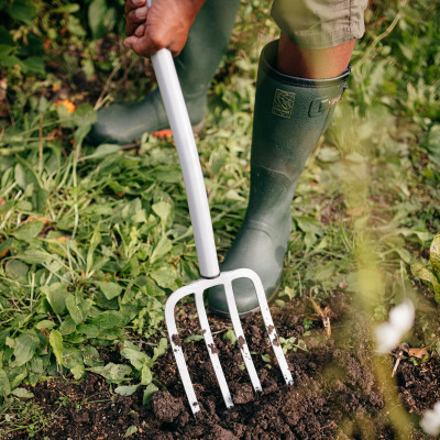 Телескопічні вила Fiskars Xact™ 1070717 Телескопічні вила Fiskars Xact™ 1070717